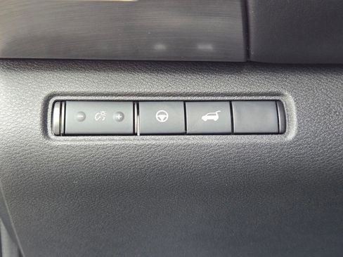 Used 2024 Nissan Pathfinder SL w/ SL Premium Package FWD image 15