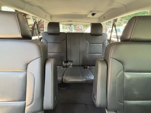 Used 2020 GMC Yukon XL SLT AWD/4WD image 19