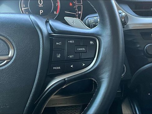 Used 2019 Lexus ES 350 w/ Premium Package image 26