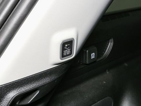 Used 2022 Jeep Grand Cherokee Limited 4xe image 12