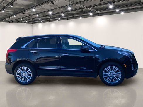 Used 2019 Cadillac XT5 Premium Luxury AWD/4WD image 8
