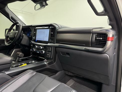 Used 2025 Ford F150 Raptor AWD/4WD image 38