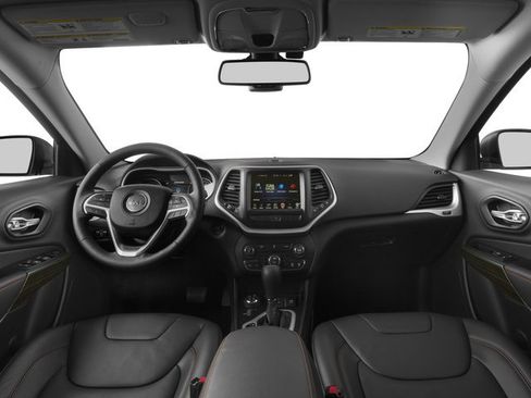 Used 2016 Jeep Cherokee Trailhawk w/ Cold Weather Group AWD/4WD image 10