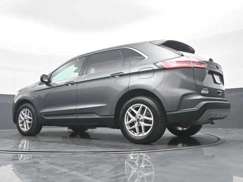 Used 2023 Ford Edge SEL w/ Convenience Package image 29