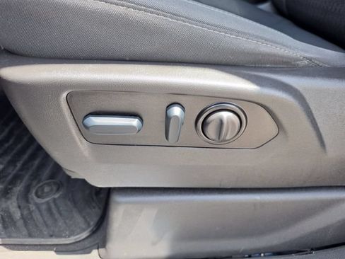 Used 2022 Chevrolet Silverado 1500 RST RWD image 22