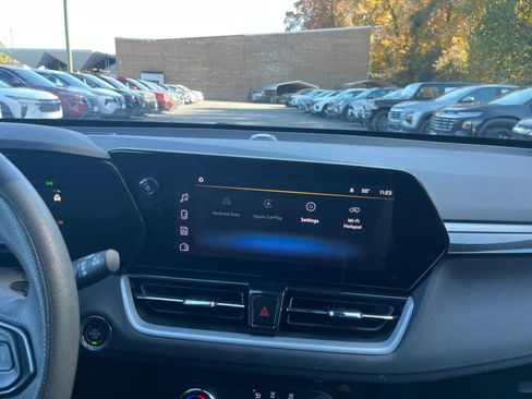 Used 2025 Chevrolet TrailBlazer LT image 18