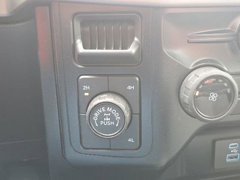 Used 2024 Ford F150 XL AWD/4WD image 25