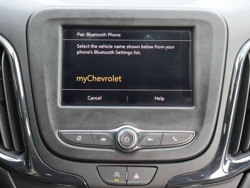 Used 2023 Chevrolet Equinox RS image 5