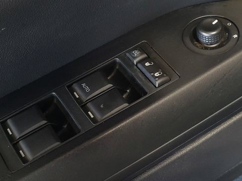 Used 2014 Jeep Patriot Sport w/ Power Value Group FWD image 27