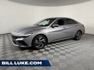 Used 2025 Hyundai Elantra Limited FWD video 1