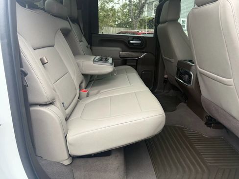 Used 2021 Chevrolet Silverado 3500 LTZ w/ LTZ Convenience Package image 11