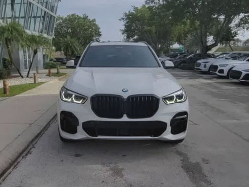Used 2022 BMW X5 sDrive40i w/ M Sport Package RWD image 3