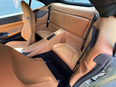 Certified 2023 Ferrari Portofino M RWD image 22