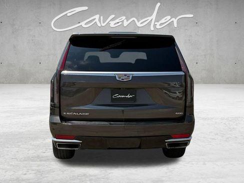 Used 2021 Cadillac Escalade Premium Luxury RWD image 15