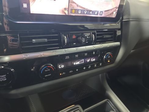 New 2026 Nissan Pathfinder SL FWD image 24