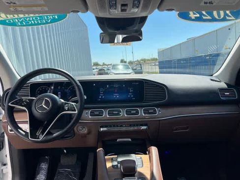 Certified 2024 Mercedes-Benz GLS 450 4MATIC image 16