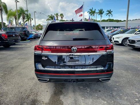 Used 2024 Volkswagen Atlas SE FWD image 6