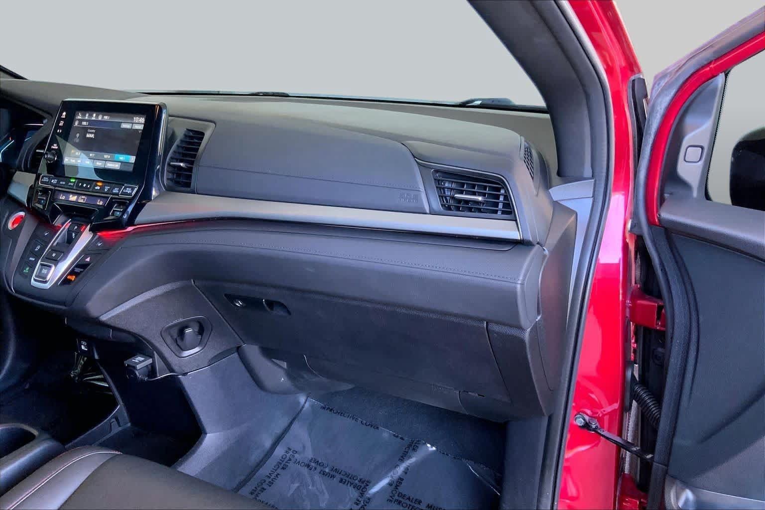 Used 2023 Honda Odyssey Sport image 19