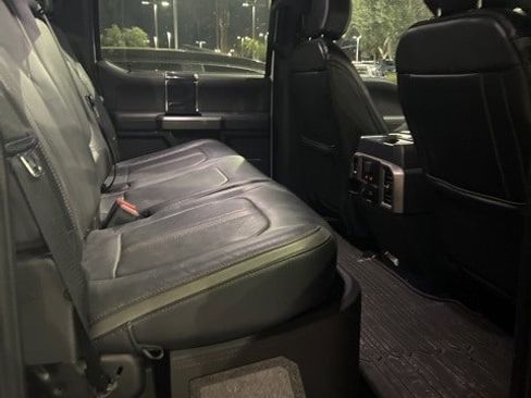 Used 2022 Ford F350 Platinum image 5