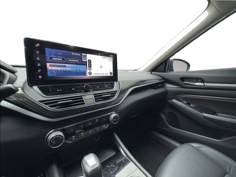 Used 2023 Nissan Altima 2.5 SR w/ SR Premium Package AWD/4WD image 41