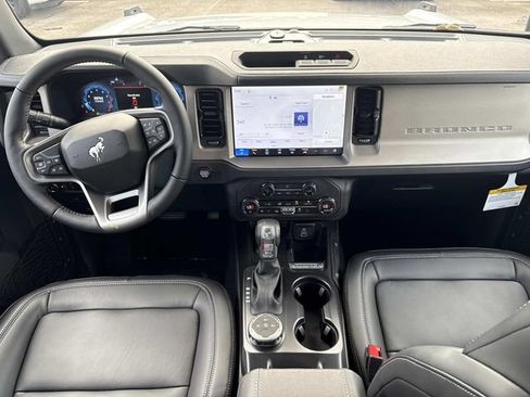 New 2026 Ford Bronco Outer Banks AWD/4WD image 16