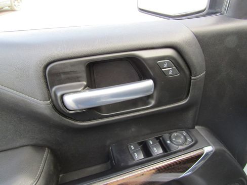 Used 2020 GMC Sierra 1500 Elevation w/ Elevation Value Package image 20