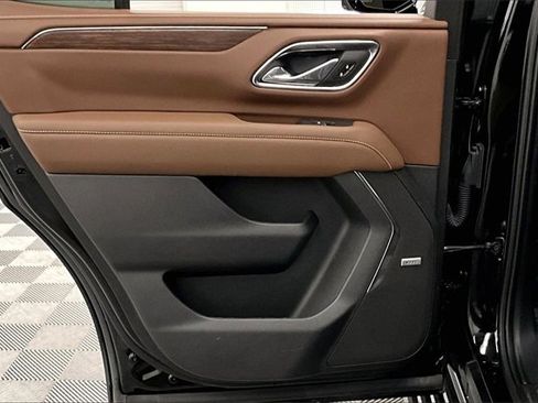 Used 2024 Chevrolet Tahoe High Country image 20
