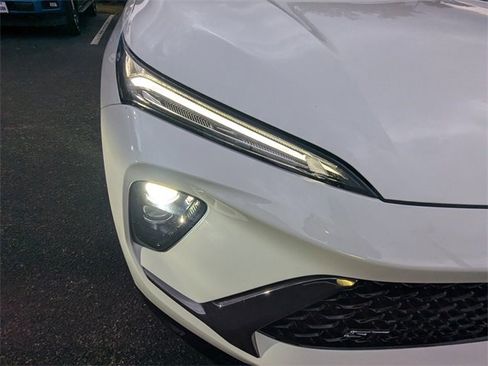 Used 2025 Buick Envision Sport Touring image 10