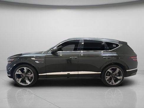 Certified 2025 Genesis GV80 3.5T Prestige AWD/4WD image 3
