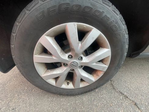 Used 2012 Nissan Murano S image 18