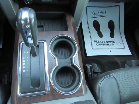 Used 2012 Ford F150 Lariat w/ Lariat Chrome Pkg image 19