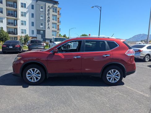 Used 2014 Nissan Rogue SV AWD/4WD image 8