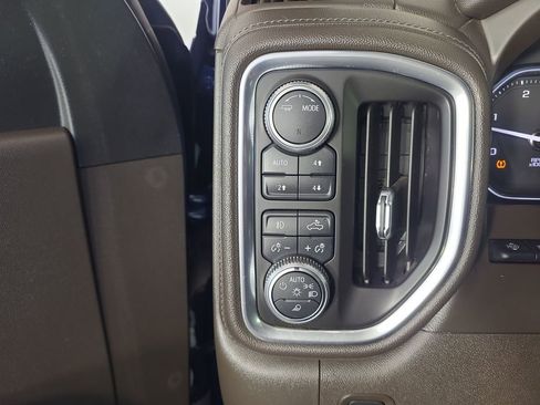 Used 2020 GMC Sierra 3500 Denali w/ Denali Ultimate Package image 16