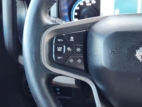 Used 2024 Ford Bronco Wildtrak image 32