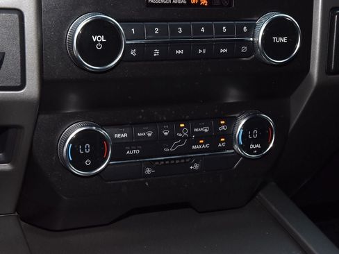 Used 2021 Ford Expedition XLT RWD image 29