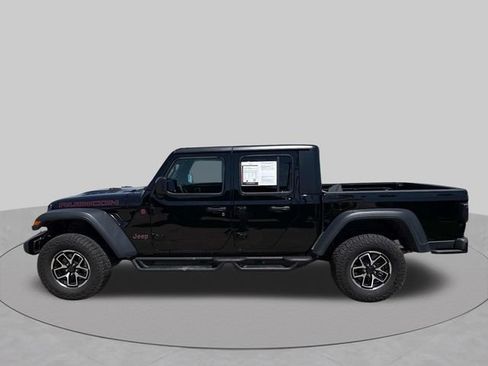 Used 2025 Jeep Gladiator Rubicon w/ Convenience Group AWD/4WD image 6