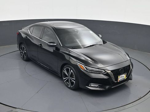 Used 2023 Nissan Sentra SR w/ SR Premium Package FWD image 16