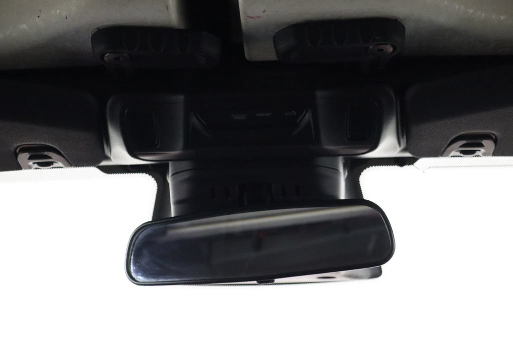 Used 2026 Jeep Wrangler Unlimited Sahara AWD/4WD image 28