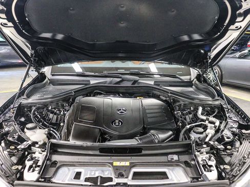Used 2023 Mercedes-Benz GLC 300 4MATIC image 27