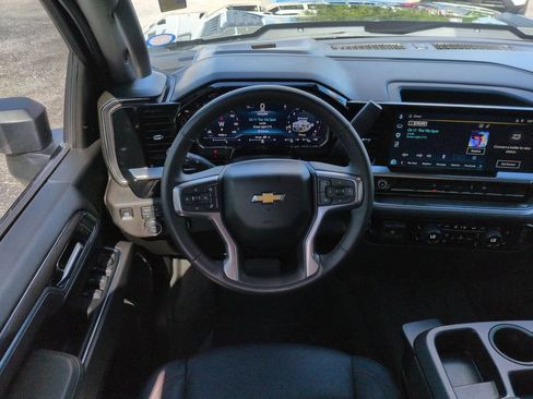 Used 2025 Chevrolet Silverado 2500 LTZ AWD/4WD image 16