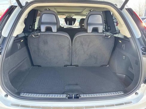 New 2026 Volvo XC90 B5 Plus w/ Protection Package Premier image 11