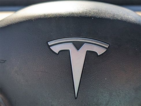 Used 2019 Tesla Model 3 Standard Range Plus image 25