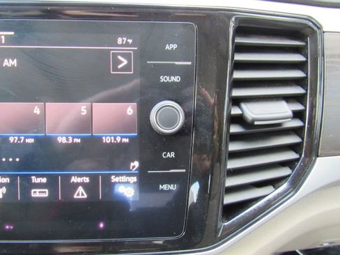 Used 2022 Volkswagen Atlas SE w/ Panoramic Sunroof Package image 45