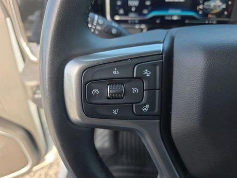 Used 2025 Chevrolet Silverado 2500 LT w/ Convenience Package image 22