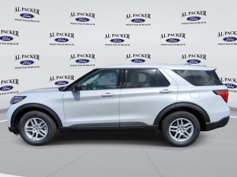 New 2026 Ford Explorer Active image 2
