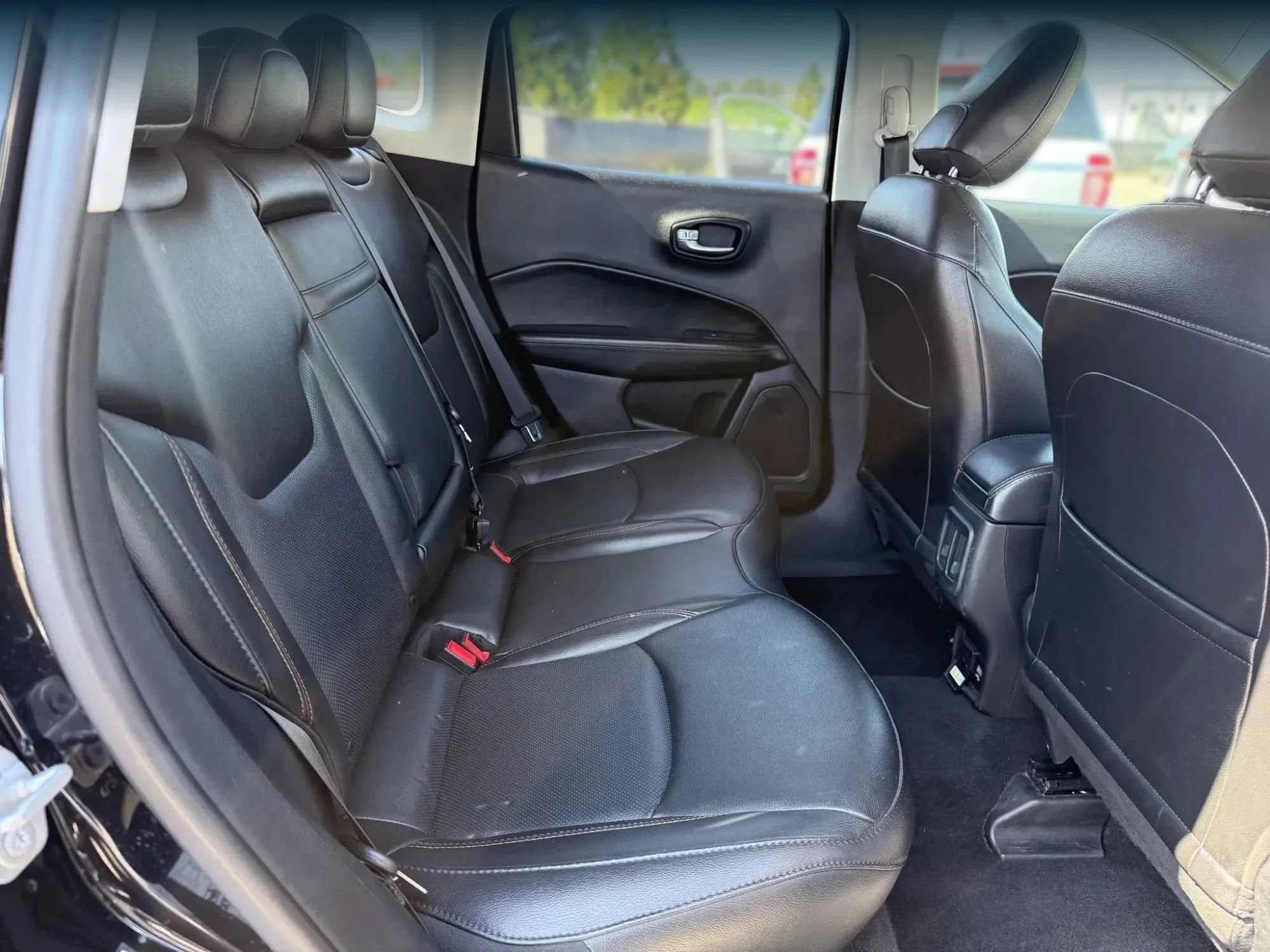 Used 2019 Jeep Compass Limited FWD image 20