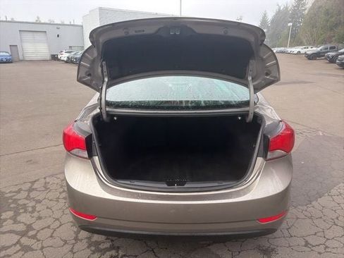 Used 2016 Hyundai Elantra Value Edition image 32