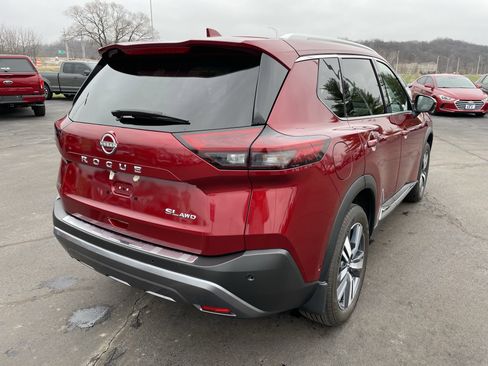 Used 2023 Nissan Rogue SL w/ SL Premium Package image 8