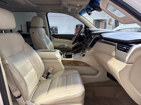 Used 2016 GMC Yukon XL Denali w/ Open Road Package RWD image 33