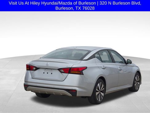 Used 2022 Nissan Altima 2.5 SV image 4